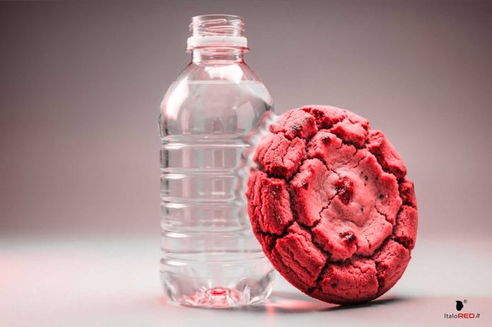 Biscotto_plastica_italo_red_italo.jpg